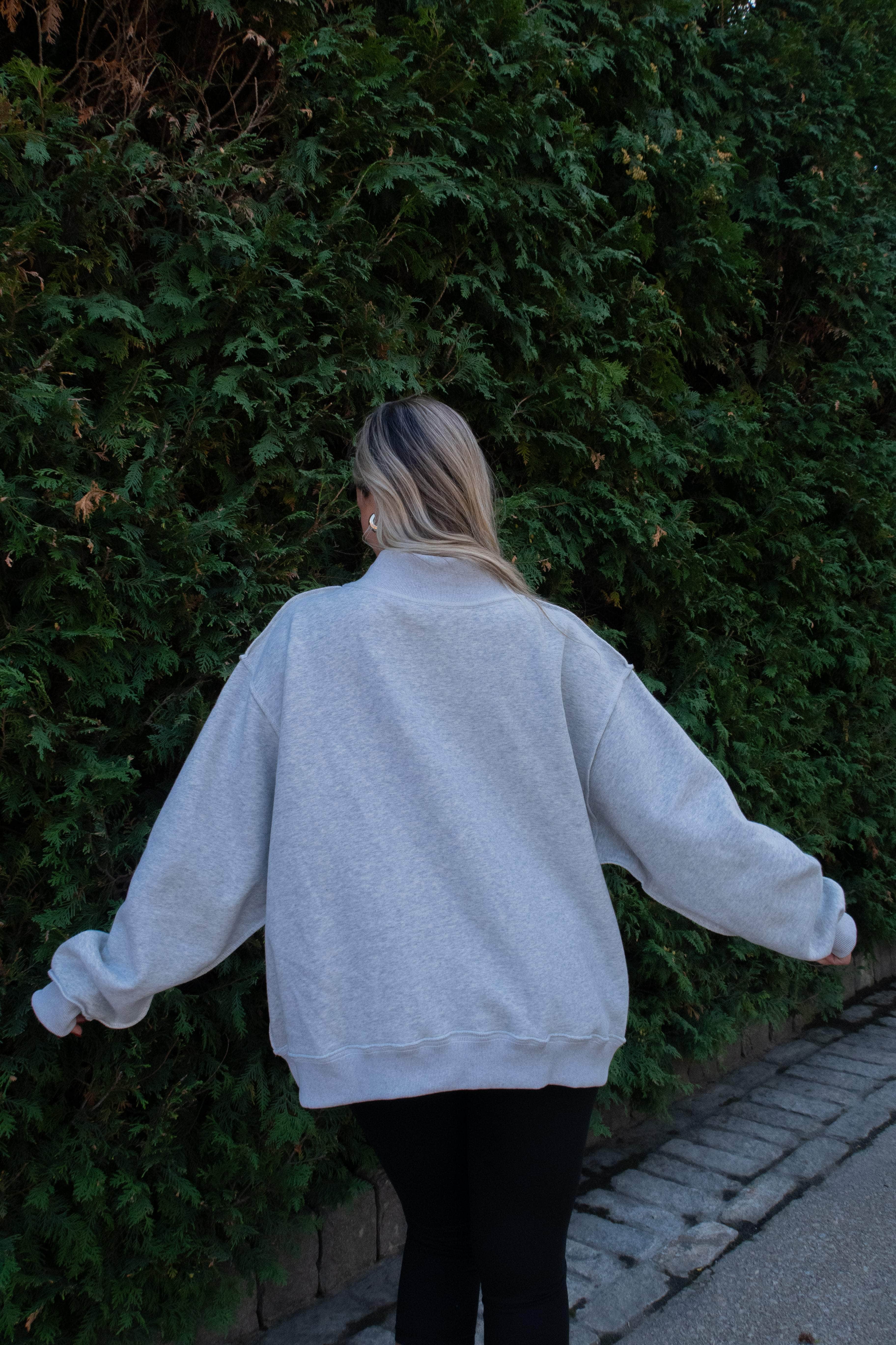 Lane 201 Mock Neck Sweatshirt